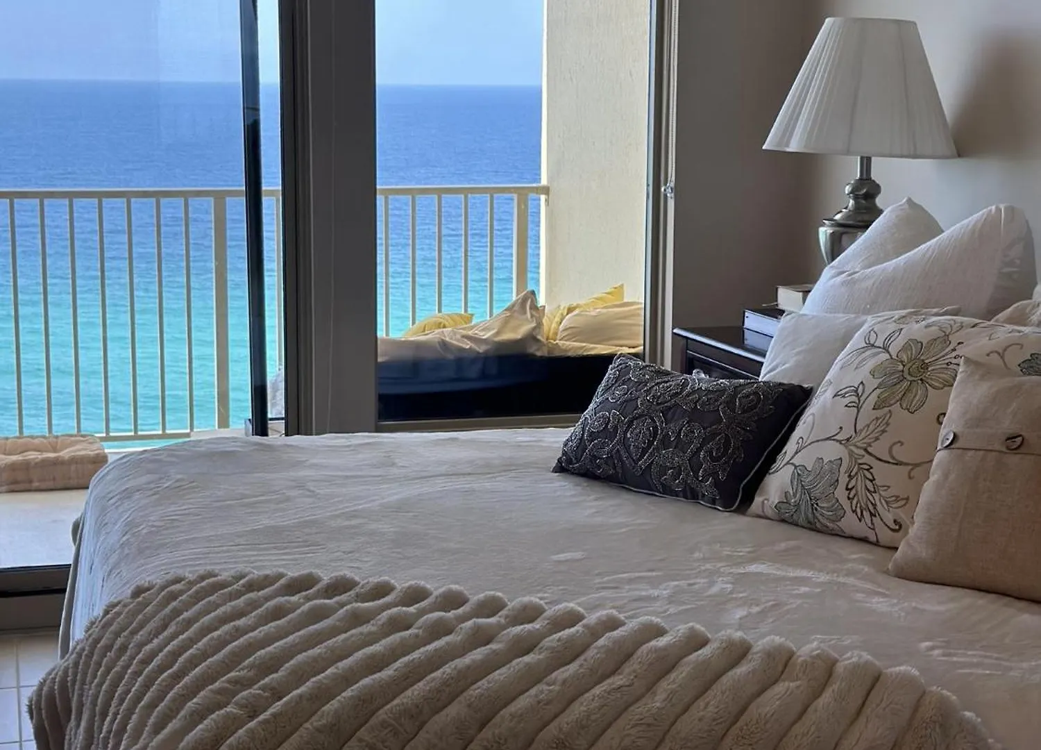Seaside Bliss In Gated Community - 1504 Condo Panama City Beach Daire